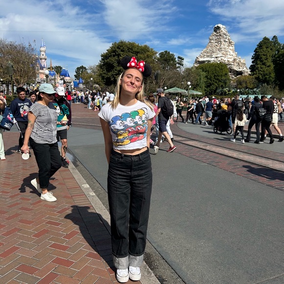 Meet your Posher, Sadie - Picture 6 of 7